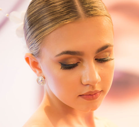 Lashes & Make Up